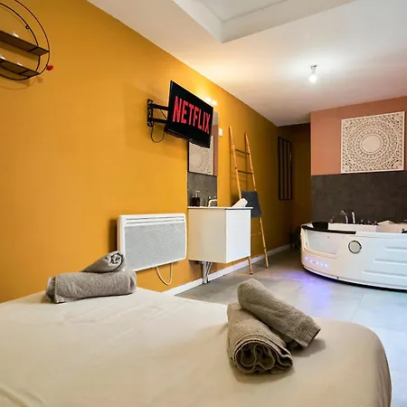 L'amazonia - Les Demeures D'adrien Croix