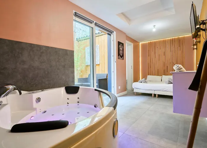 L'amazonia - Les Demeures D'adrien Apartment Croix