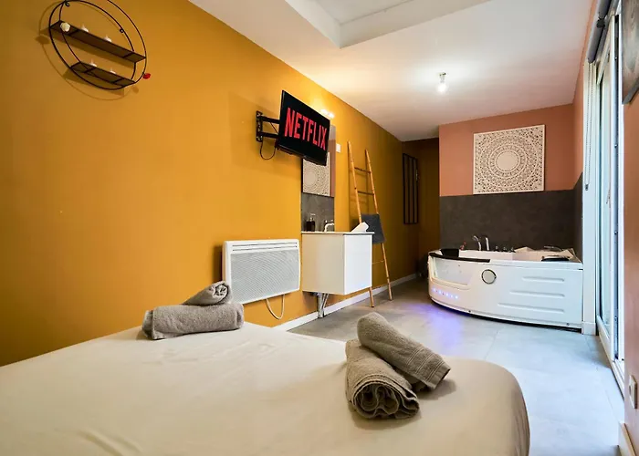 L'amazonia - Les Demeures D'adrien Croix